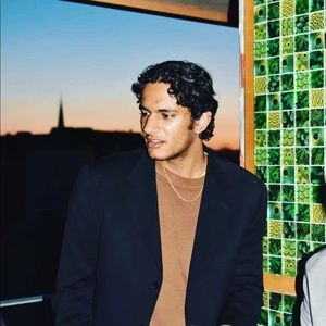 Meet your Posher, Daniel